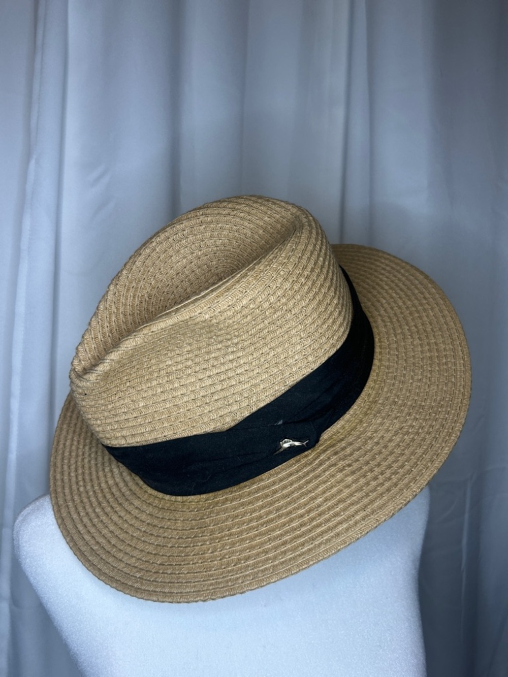 Tommy Bahama Tan Straw Fedora with Black Band